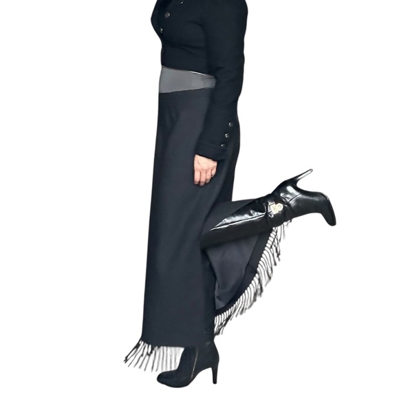 100% Wool Gray Fringe Midi Skirt | Elegant & Unique. Small - Picture 8 of 9
